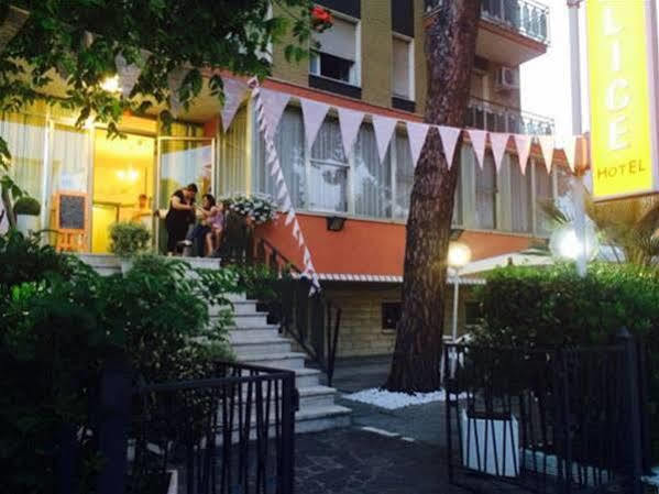 Alice Hotel Cervia Exterior photo